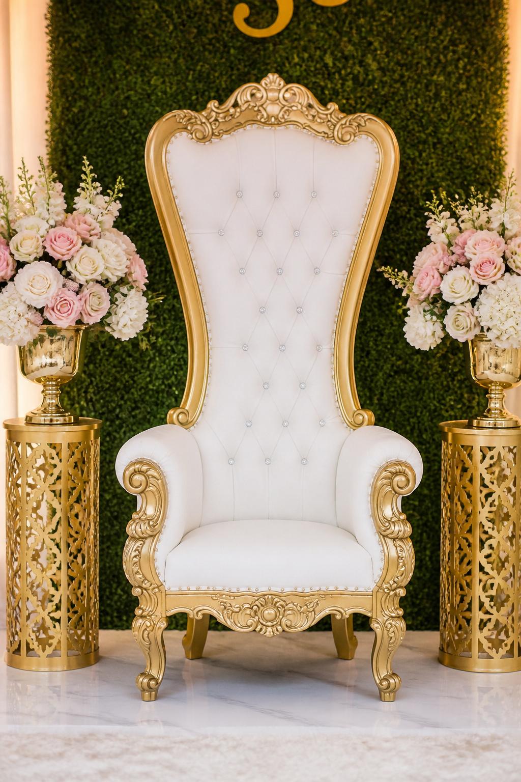 Throne Chairs & Pedestals
